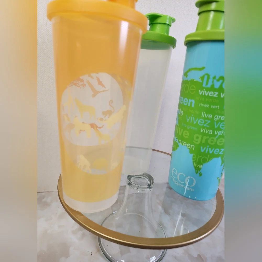 Set of Three Eco-Friendly Tupperware Tumblers - Picture 3 of 3